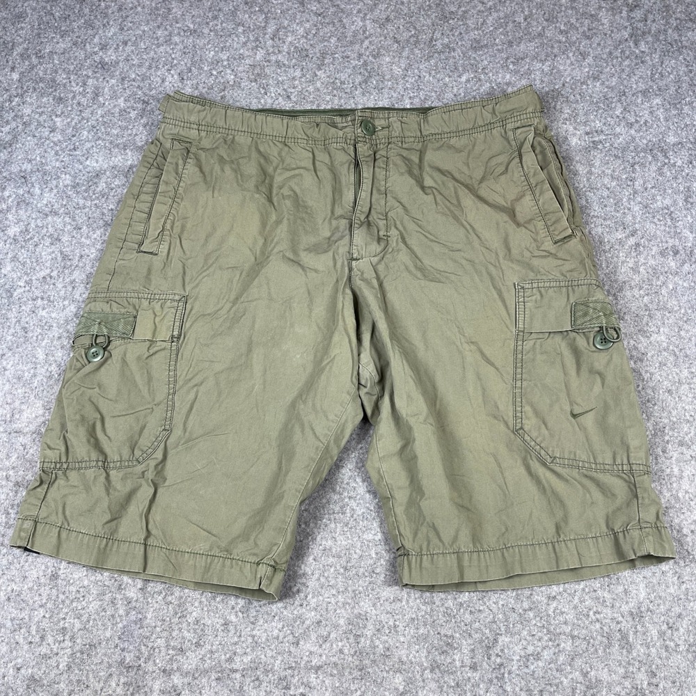 Y2K Nike Athletic Dept Cargo Shorts Men LG Green Relaxed Fit Utility Swoosh Logo
